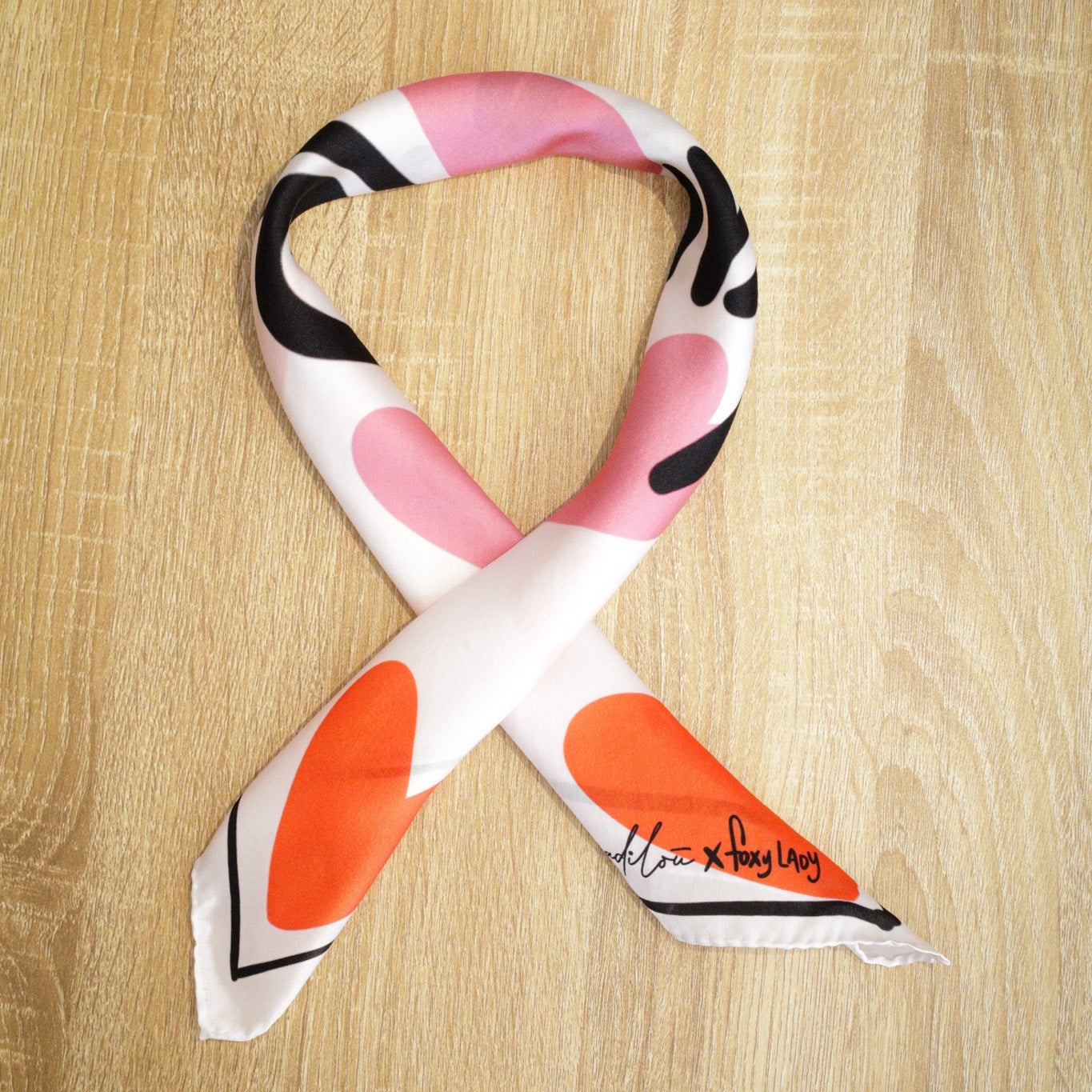 Madiloū x Foxy Lady | White